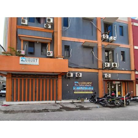 Reddoorz At Luxury Homestay Near Kantor Regional II Bkn Surabaya Sidoarjo Eksteriør billede