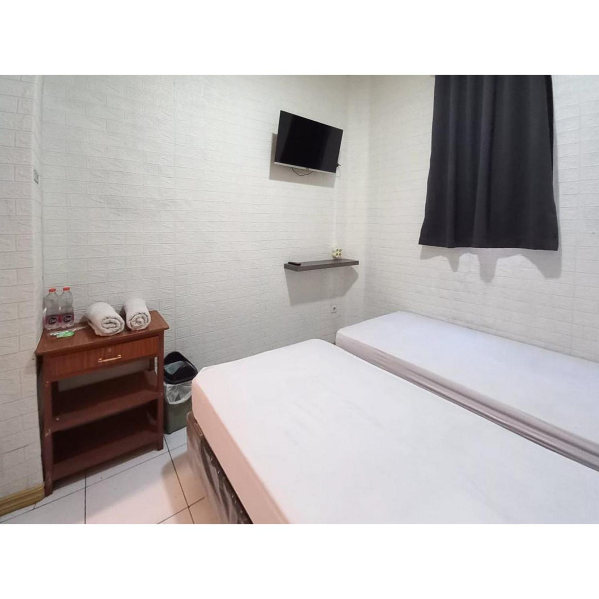 Reddoorz At Luxury Homestay Near Kantor Regional II Bkn Surabaya Sidoarjo Eksteriør billede