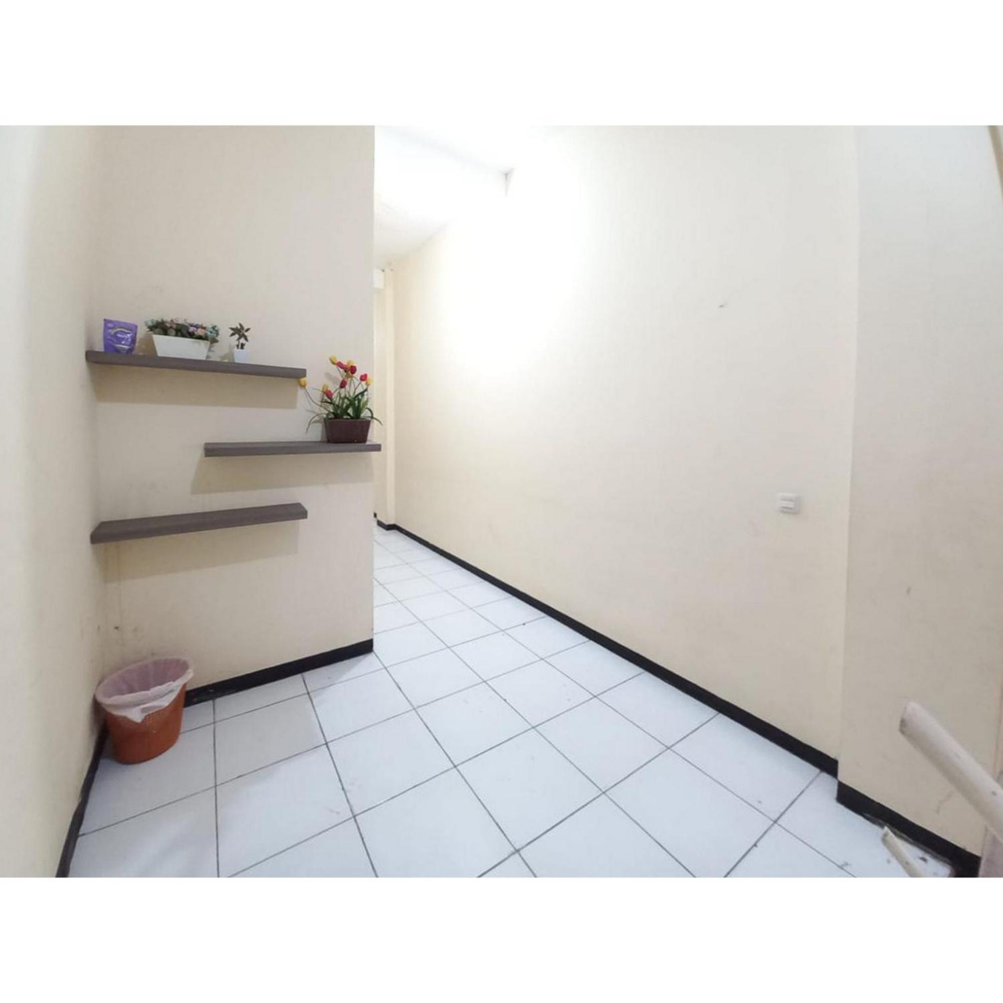 Reddoorz At Luxury Homestay Near Kantor Regional II Bkn Surabaya Sidoarjo Eksteriør billede