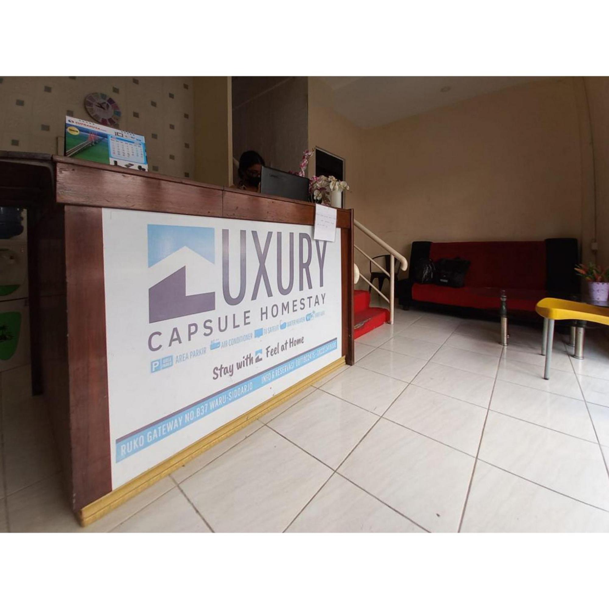 Reddoorz At Luxury Homestay Near Kantor Regional II Bkn Surabaya Sidoarjo Eksteriør billede